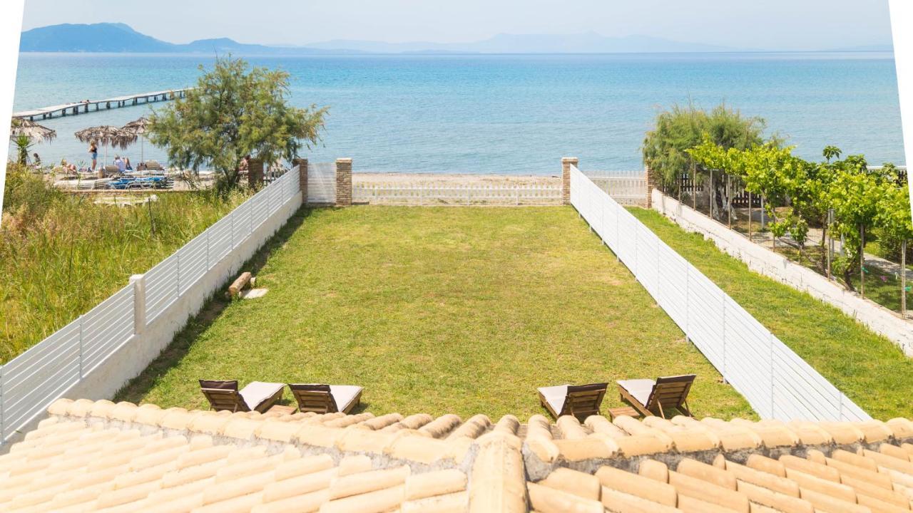 Terracotta Beach House Lefkimmi  Exterior foto